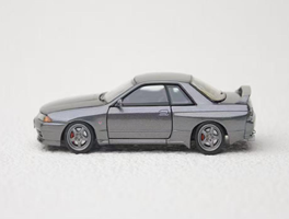 Focal Horizon Skyline GT-R R32, Nismo S-Tune Gun Gery 1:64