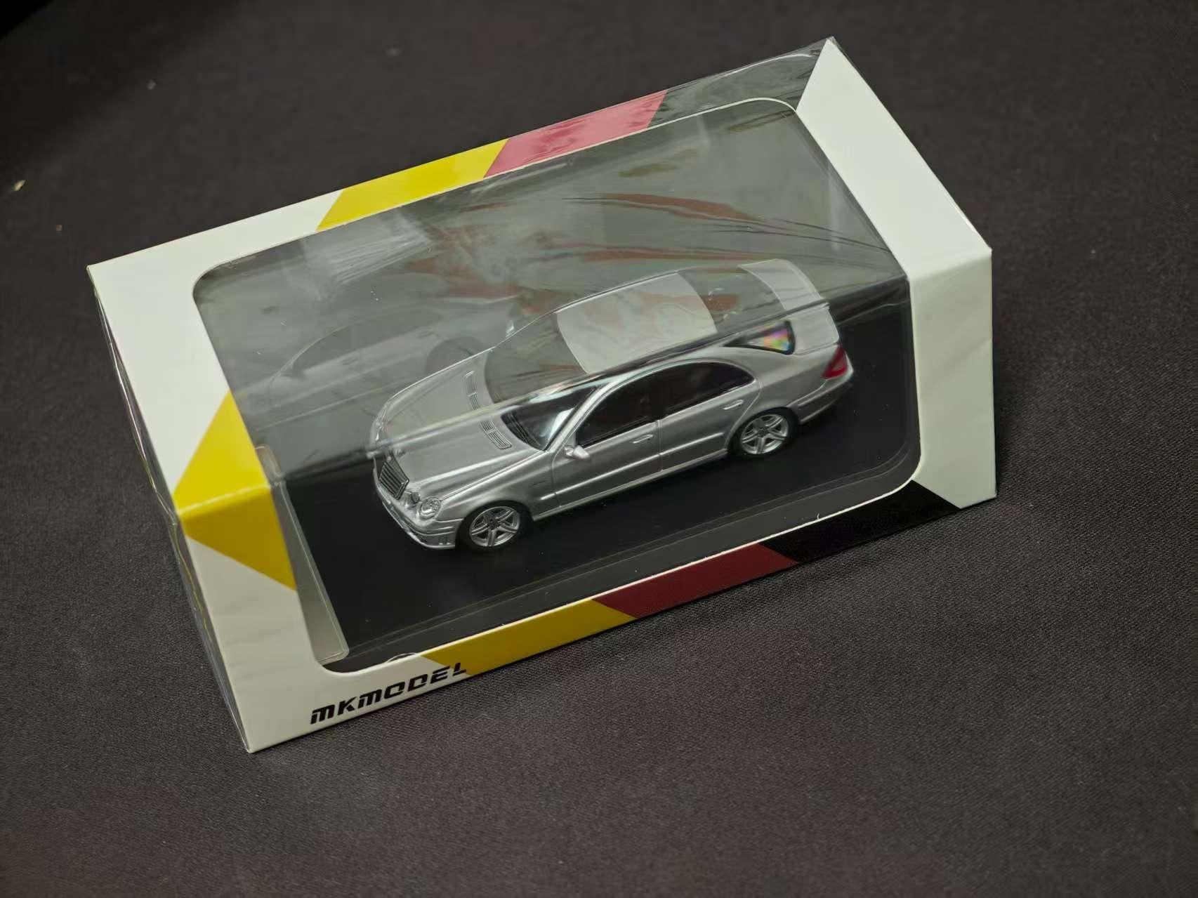 MK Model Mercedes-Benz E63 AMG W21l in White Limited to 599 Pcs 1:64