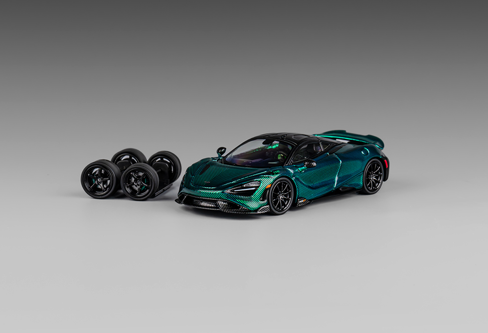 CM MODEL 1/64 Mclaren 765LT Chrome Green Full Carbon