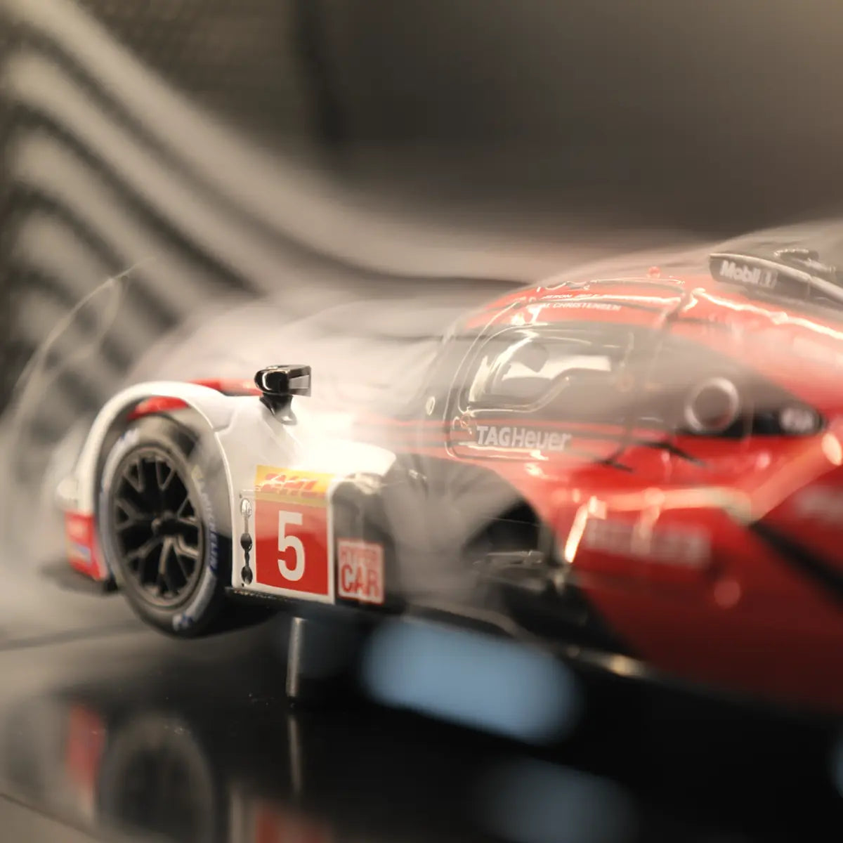 18 Windsible – Desktop Wind Tunnel for 1:18 Model Cars